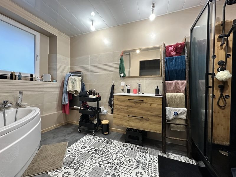 Vente Maison VILLENEUVE SUR CHER - 3 pièces -123 m² - (18400)