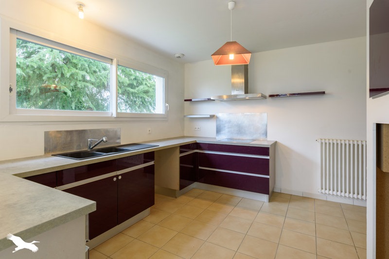 Vente Maison ST PIERRE DU MONT - 7 pièces -222 m² - (40280)