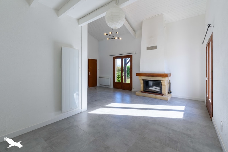 Vente Maison ST PIERRE DU MONT - 6 pièces -133 m² - (40280)