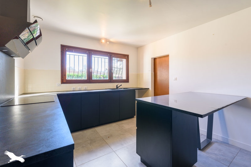 Vente Maison ST PIERRE DU MONT - 6 pièces -133 m² - (40280)