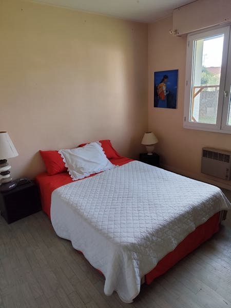 Vente Maison ST PIERRE DU MONT - 4 pièces -83 m² - (40280)