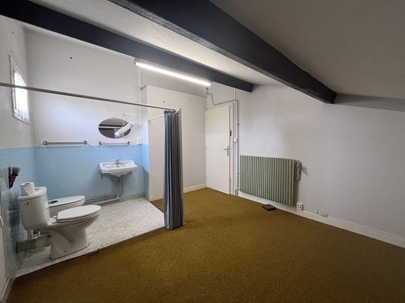 Vente Maison ST PIERRE DU MONT - 6 pièces -140 m² - (40280)