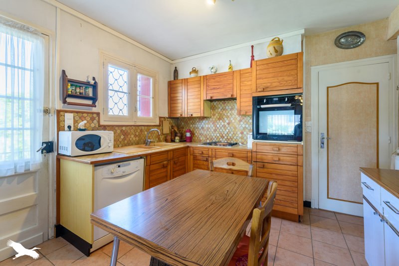 Vente Maison ST PIERRE DU MONT - 6 pièces -140 m² - (40280)