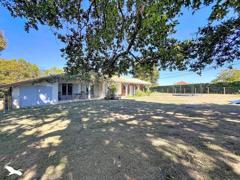 Vente Maison Campagne - 5 pièces -159 m² - (40090)