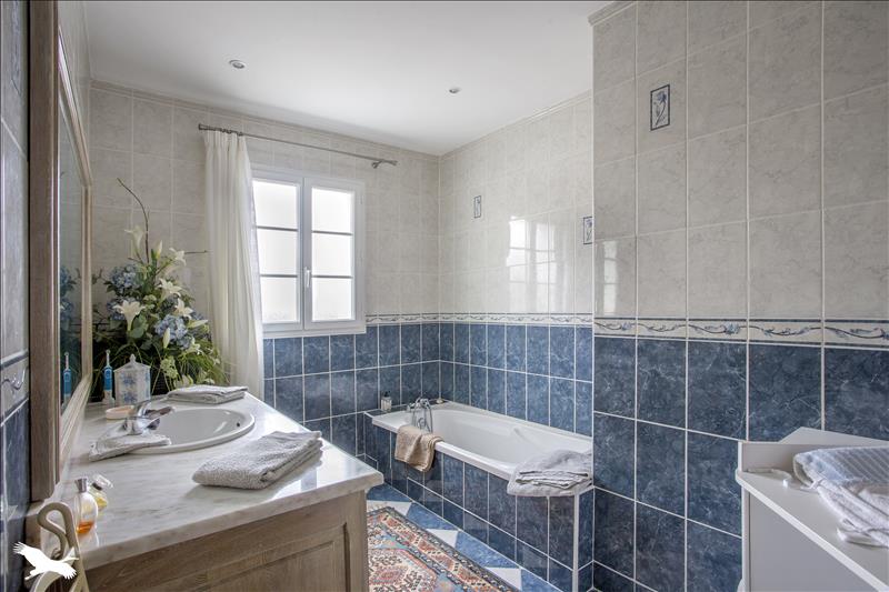 Vente Maison STE MARIE DE RE - 6 pièces -167 m² - (17740)