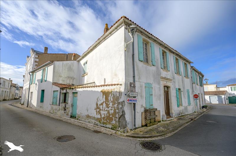 Vente Maison STE MARIE DE RE - 11 pièces -206 m² - (17740)