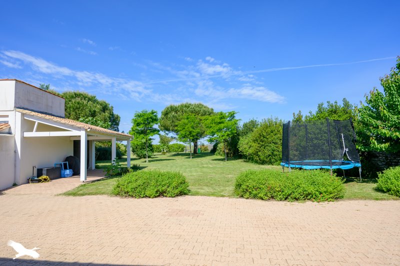 Vente Maison LA FLOTTE - 7 pièces -167 m² - (17630)