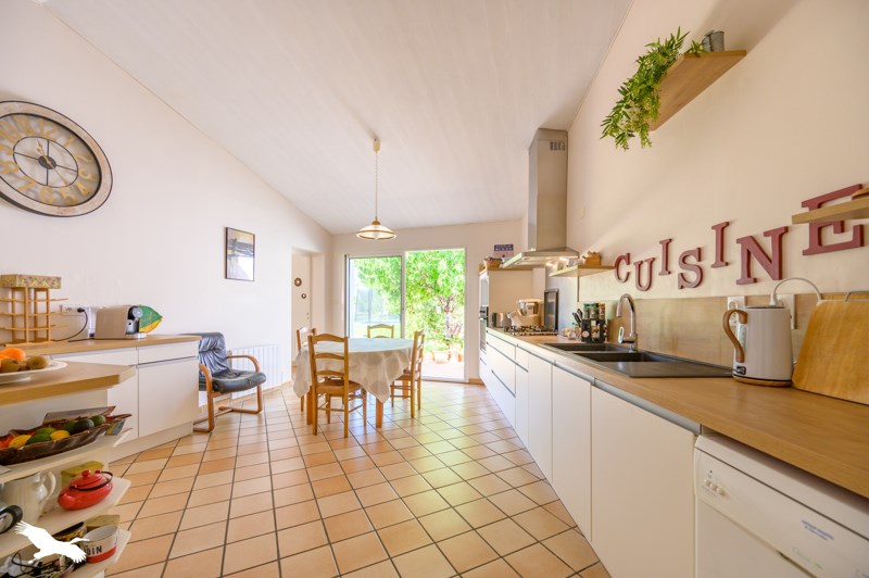 Vente Maison LA FLOTTE - 7 pièces -167 m² - (17630)