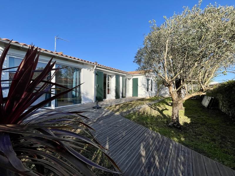 Vente Maison LA FLOTTE - 5 pièces -120 m² - (17630)