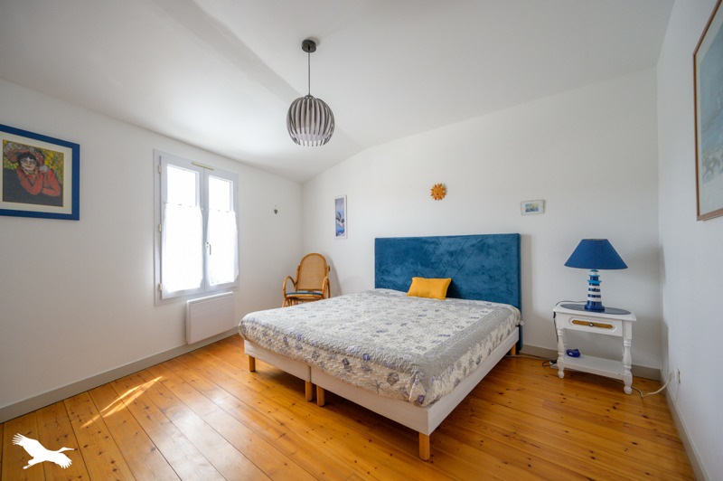 Vente Maison LA FLOTTE - 5 pièces -120 m² - (17630)