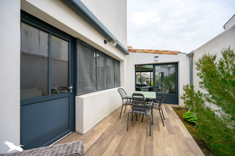 Vente Maison LA FLOTTE - 6 pièces -168 m² - (17630)