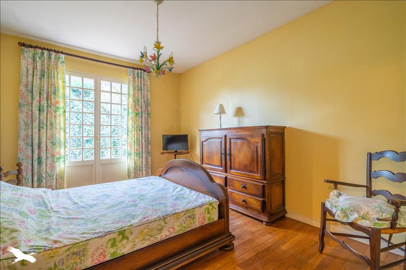 Vente Maison BEGLES - 5 pièces -129 m² - (33130)