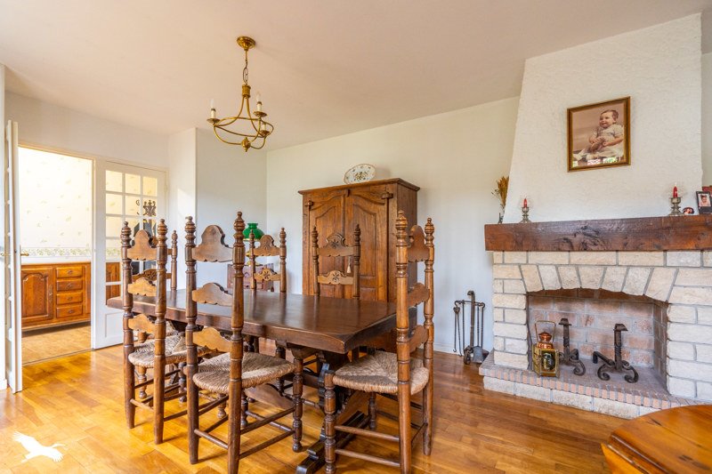 Vente Maison BEGLES - 5 pièces -129 m² - (33130)