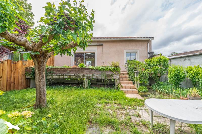 Vente Maison BEGLES - 4 pièces -120 m² - (33130)