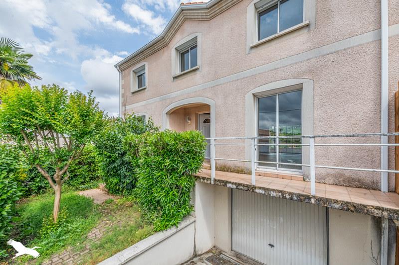 Vente Maison BEGLES - 4 pièces -120 m² - (33130)