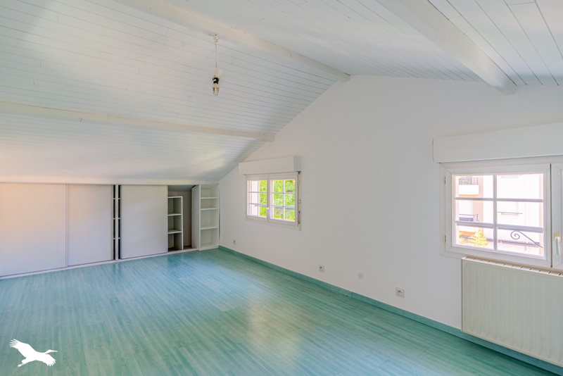 Vente Maison BEGLES - 8 pièces -165 m² - (33130)