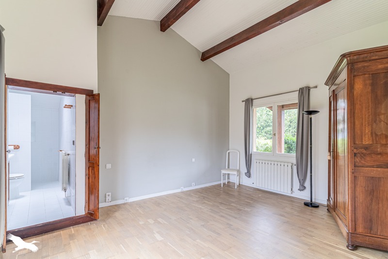 Vente Maison BEGLES - 7 pièces -193 m² - (33130)