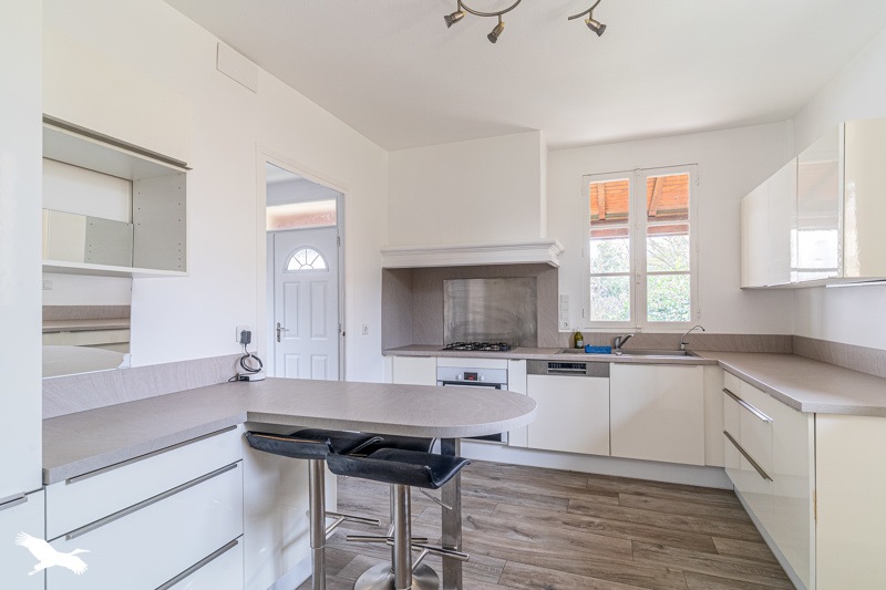 Vente Maison BEGLES - 7 pièces -193 m² - (33130)