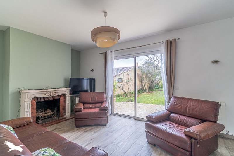 Vente Maison BEGLES - 7 pièces -193 m² - (33130)