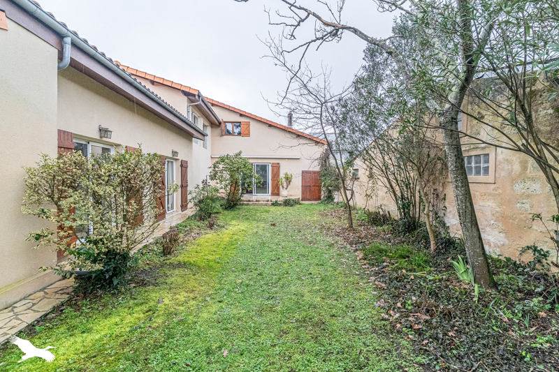 Vente Maison BEGLES - 7 pièces -193 m² - (33130)