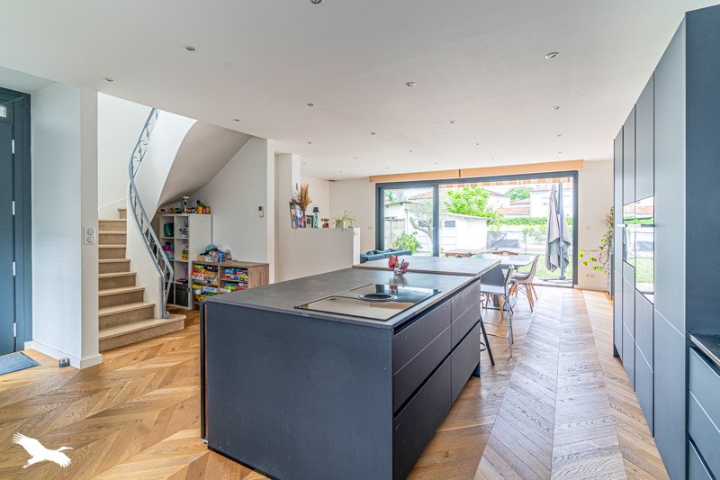 Vente Maison BEGLES - 4 pièces -125 m² - (33130)