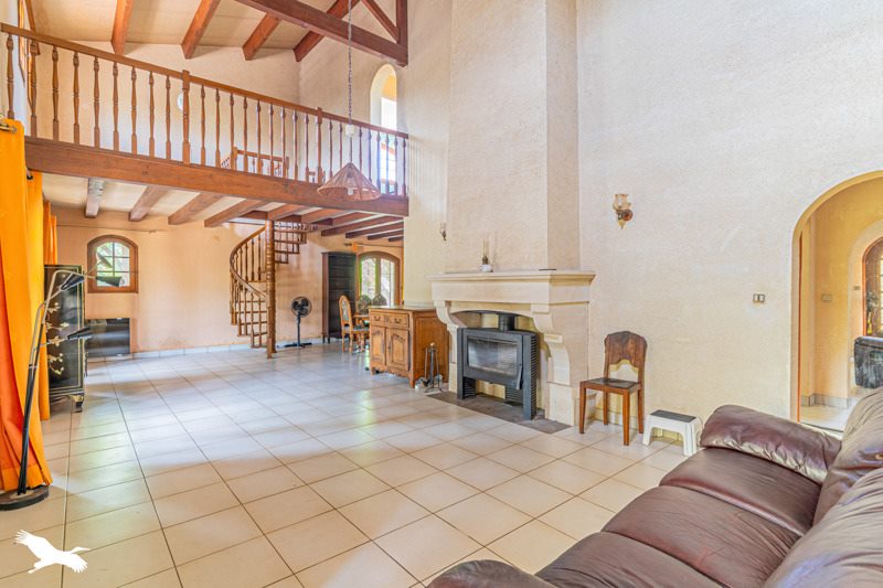 Vente Maison VILLENAVE D ORNON - 6 pièces -153 m² - (33140)
