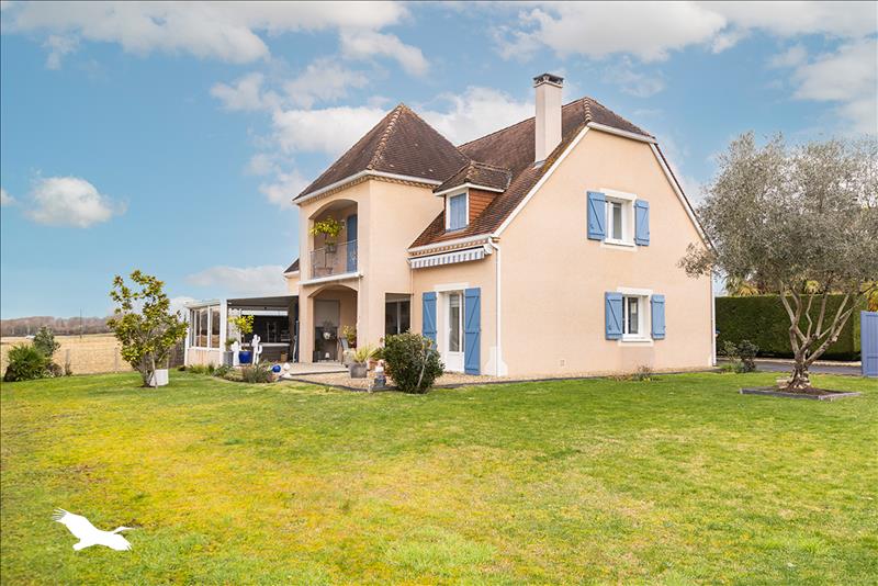 Vente Maison LESCAR - 6 pièces -173 m² - (64230)