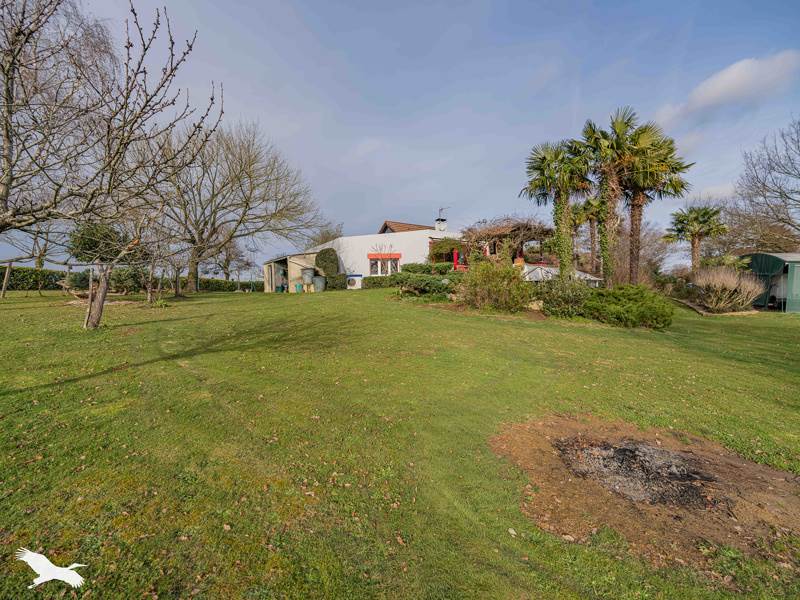 Vente Maison LESCAR - 7 pièces -165 m² - (64230)