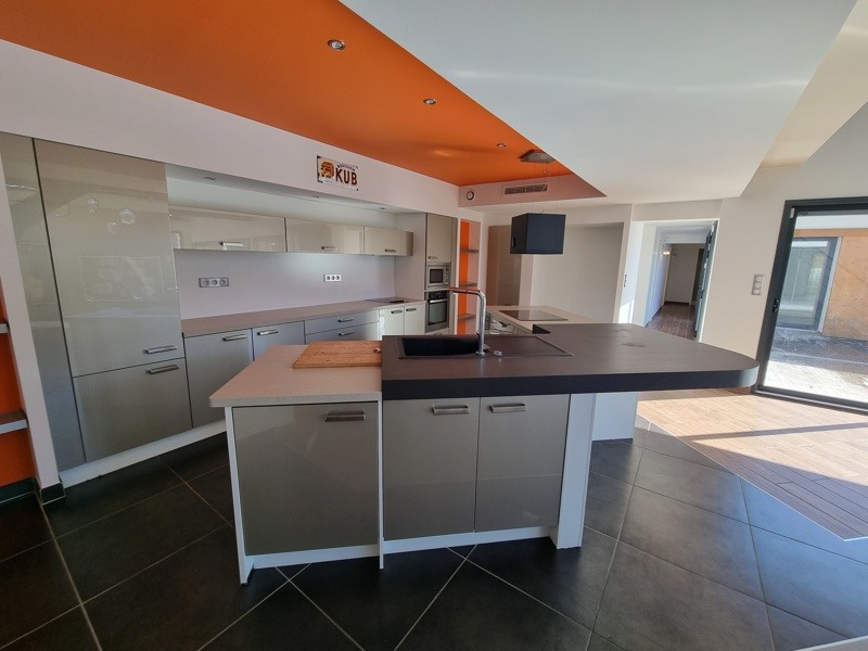 Vente Maison ARTIGUELOUVE - 7 pièces -192 m² - (64230)