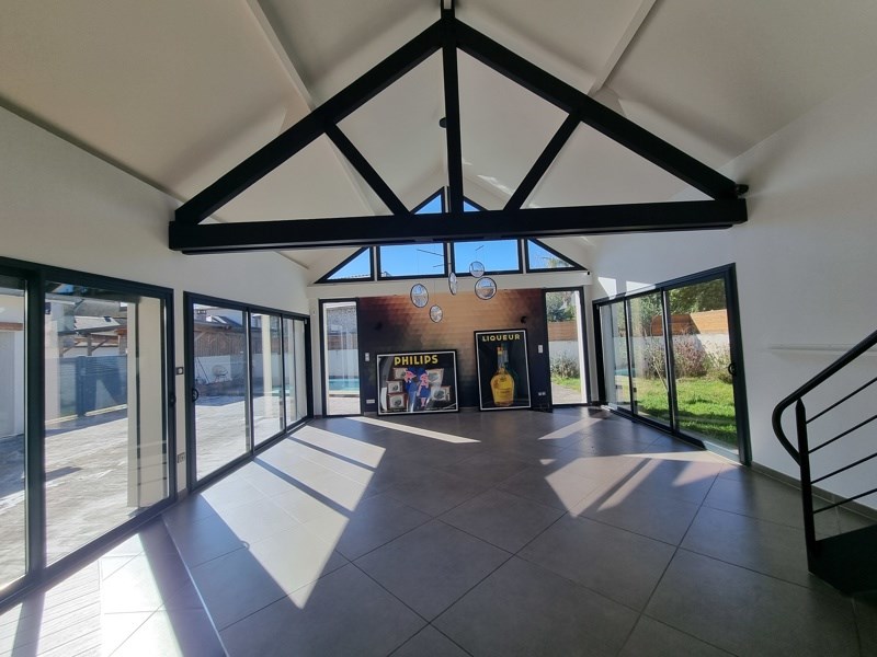 Vente Maison ARTIGUELOUVE - 7 pièces -192 m² - (64230)