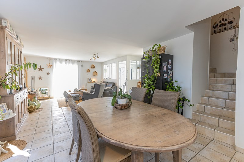 Vente Maison LONS - 5 pièces -147 m² - (64140)