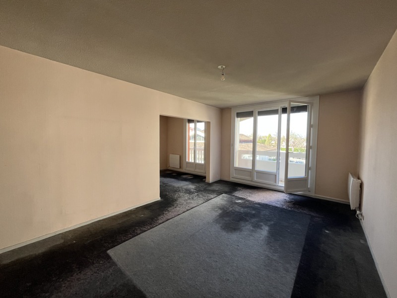 Vente Appartement LONS - 4 pièces -78 m² - (64140)