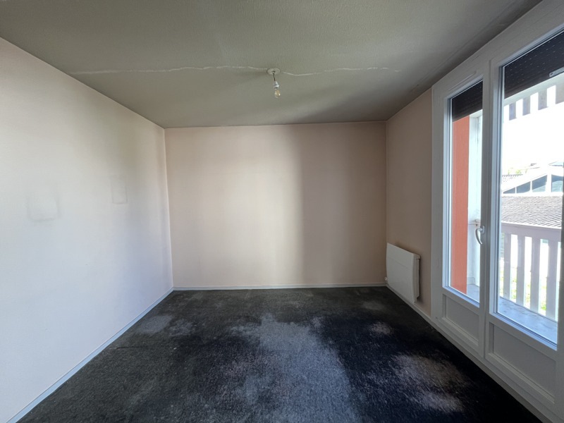 Vente Appartement LONS - 4 pièces -78 m² - (64140)