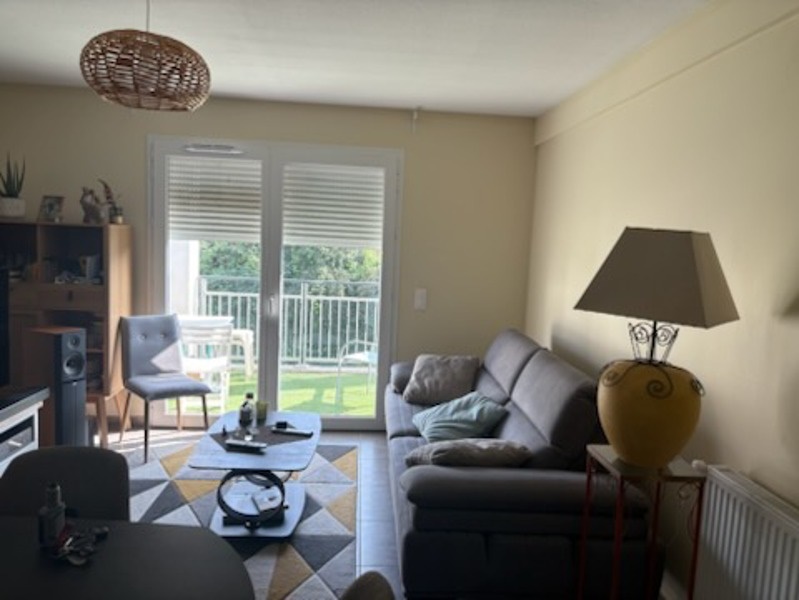 Vente Appartement ARTIGUELOUVE - 3 pièces -59 m² - (64230)