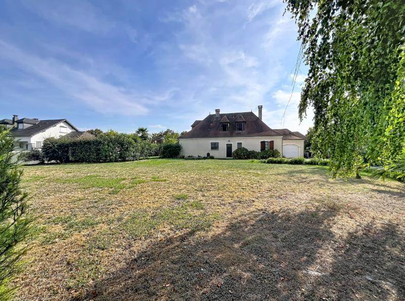 Vente Maison LESCAR - 5 pièces -175 m² - (64230)