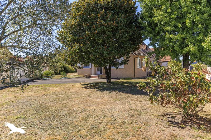 Vente Maison LONS - 7 pièces -186 m² - (64140)
