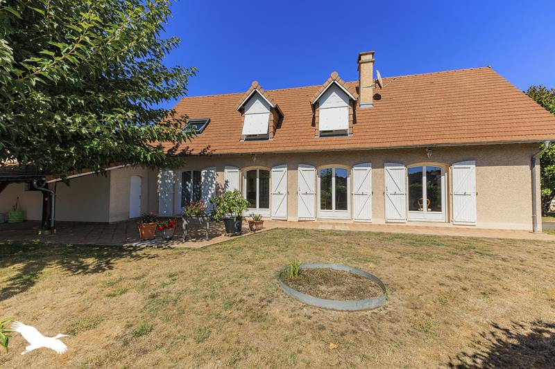 Vente Maison LONS - 7 pièces -186 m² - (64140)