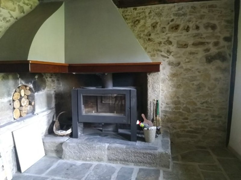 Maison  - 5 pièces    - 175 m² - LAGARDE (09)