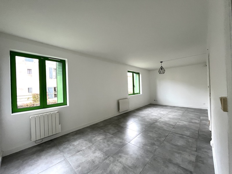 Appartement  - 3 pièces    - 69 m² - MIREPOIX (09)