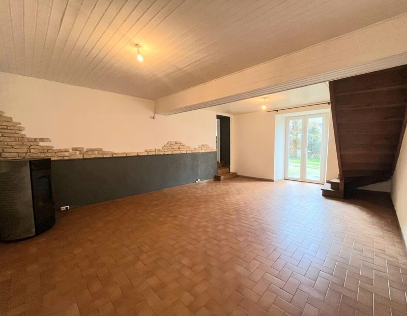 Maison  - 4 pièces    - 103 m² - TEILHET (09)