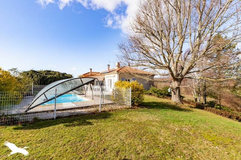 Maison  - 5 pièces    - 134 m² - MIREPOIX (09)