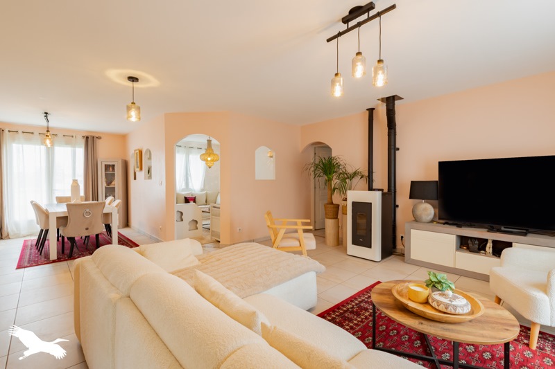 Maison 6 pièces 140 m² · à Aigues-Vives · 140 m² · 380 000 €