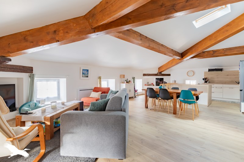 Appartement  - 3 pièces    - 98 m² - MIREPOIX (09)