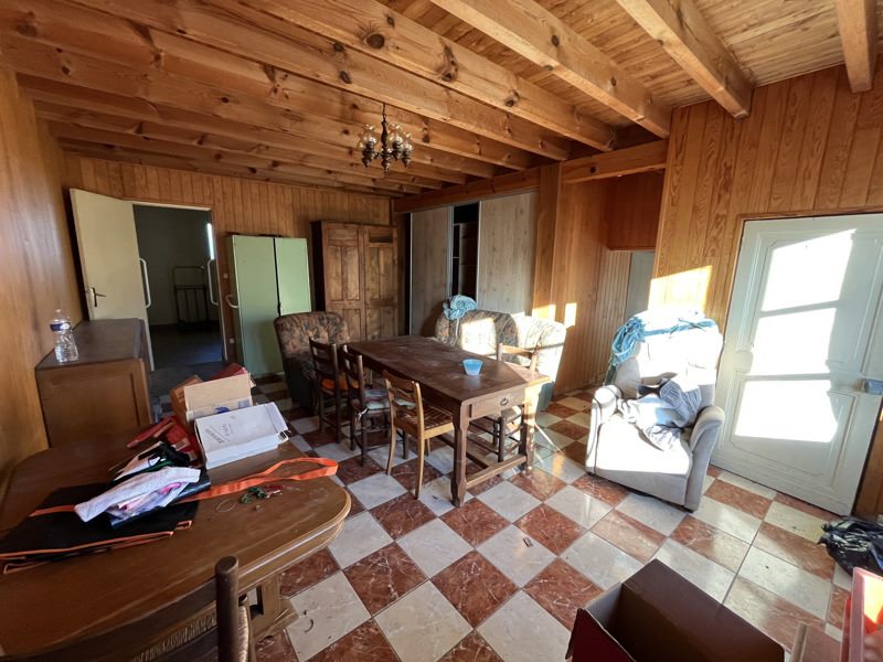 Vente Maison ST JEAN D ATAUX - 7 pièces -221 m² - (24190)