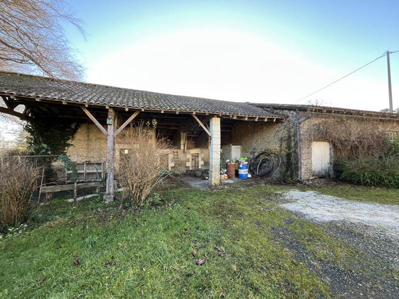 Vente Maison ST JEAN D ATAUX - 7 pièces -221 m² - (24190)