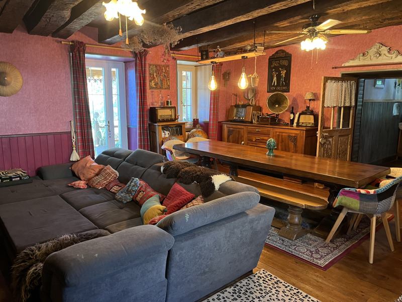 Vente Maison DOUZILLAC - 9 pièces -220 m² - (24190)