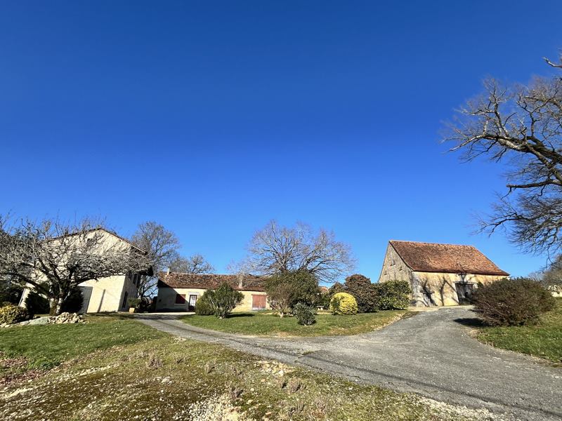 Vente Maison ST HILAIRE D ESTISSAC - 5 pièces -130 m² - (24140)