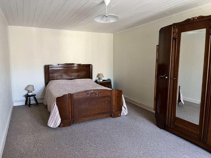 Vente Maison ST HILAIRE D ESTISSAC - 5 pièces -130 m² - (24140)