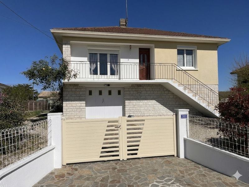 Maison à Neuvic
