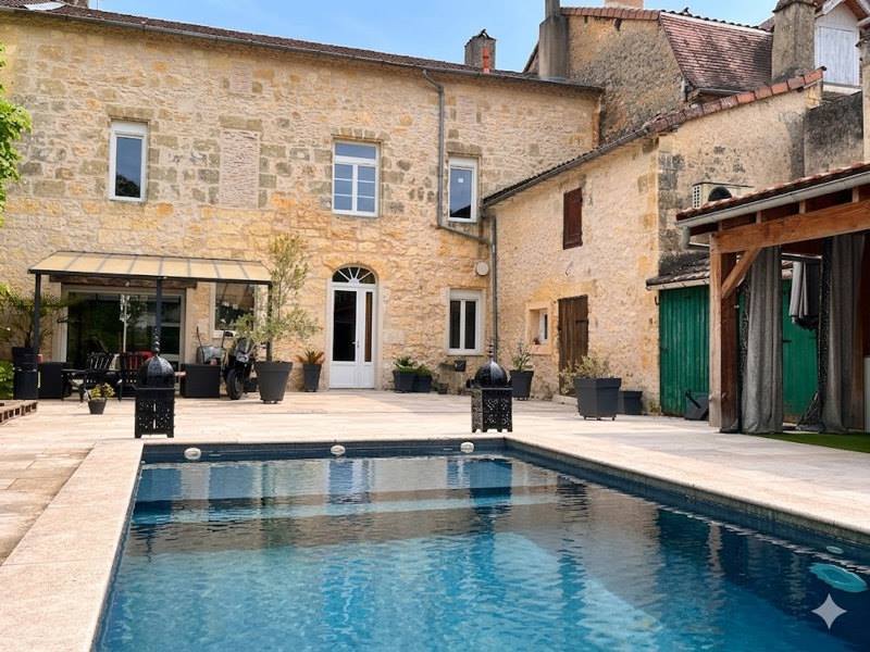 Vente Maison MUSSIDAN - 5 pièces -180 m² - (24400)